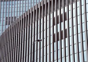 シェアオフィスの利用を検討する