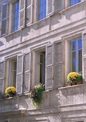 技術に自信の無料10年保証埼玉の沈下修正工事